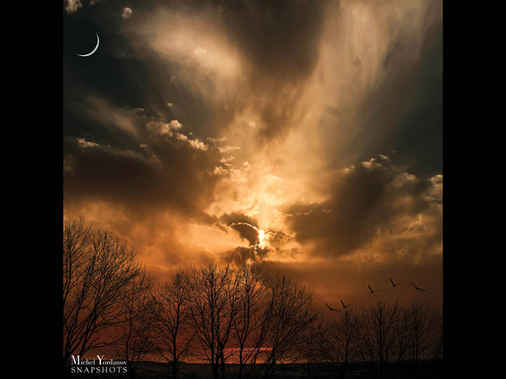 Impressive sky lights as seen from Yarze Impressive sky lights as seen from Yarze