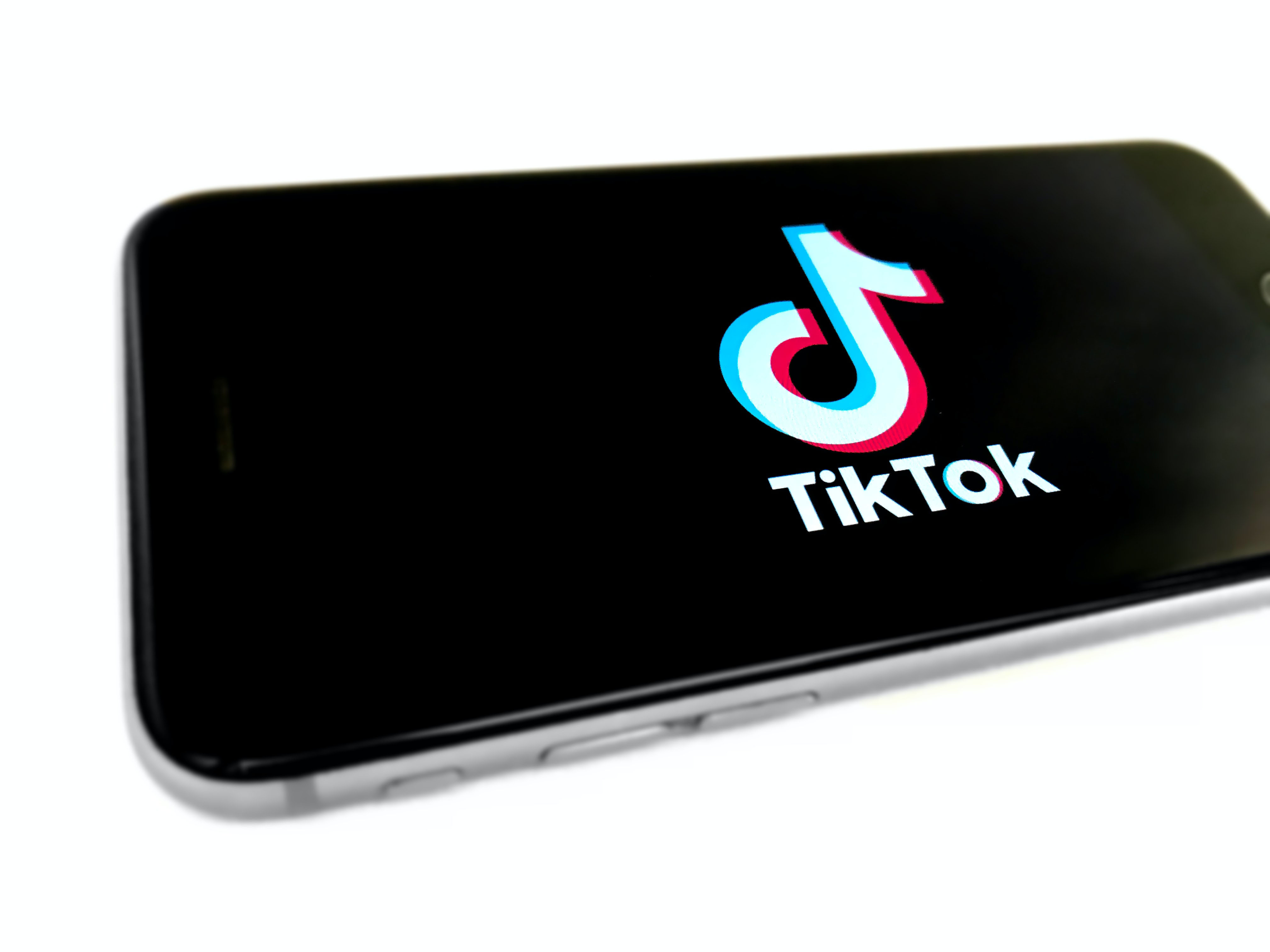 TikTok launches the TikTok MENA Creator Hub Image
